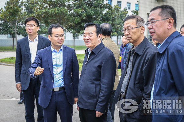 郑州市人大常委会主任白红战带队视察尊龙集团股份