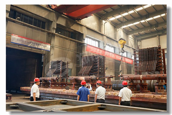 工业锅炉中冷灰斗是怎样形成的？？？其作用是什么？？？